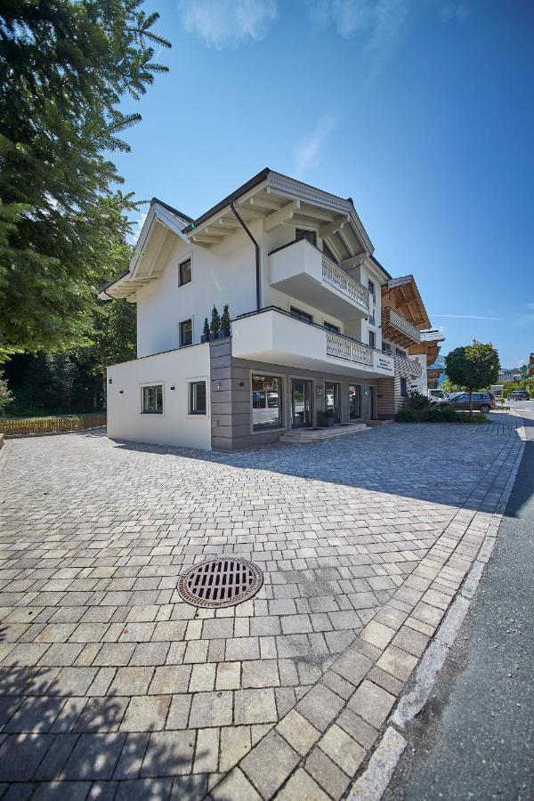 Huettl Relax Appartements Saalbach-Hinterglemm Bagian luar foto
